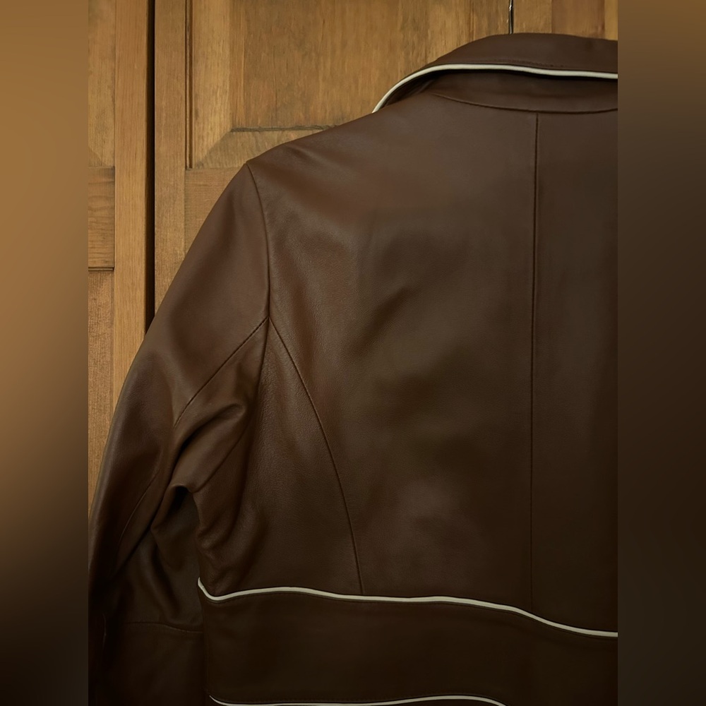 Wilson’s Leather Women’s XL Y2K Inspired Brown Leather Jacket W/ Blue Interior - Picture 9 of 16
